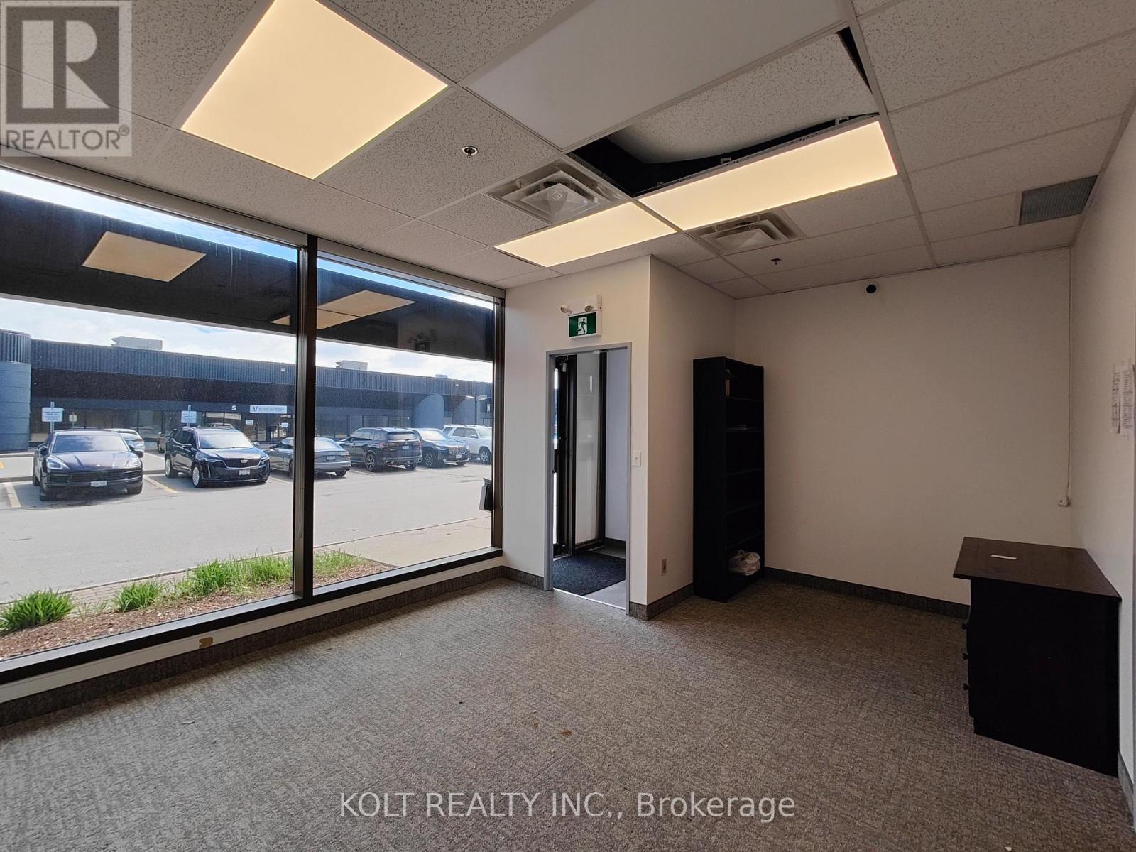 3 - 445 Milner Avenue, Toronto, ON