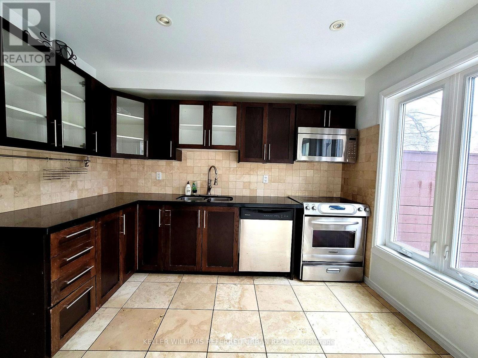 287 Kingswood Road, Toronto, ON - Indoor Photo Showing Kitchen With Double Sink
