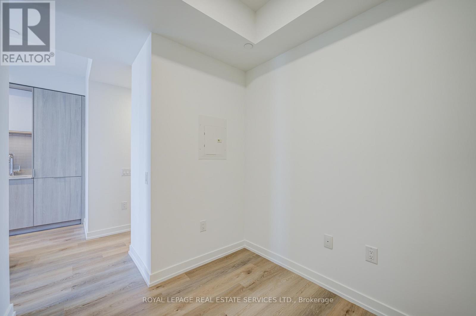 3101 - 395 Square One Drive, Mississauga, ON - Indoor Photo Showing Other Room