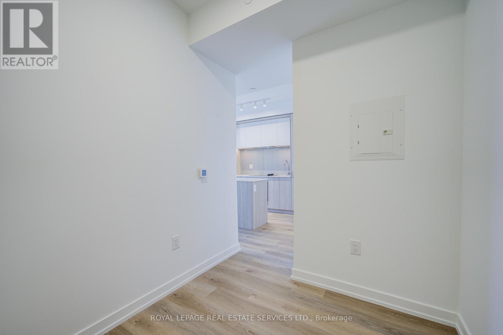 3101 - 395 Square One Drive, Mississauga, ON - Indoor Photo Showing Other Room