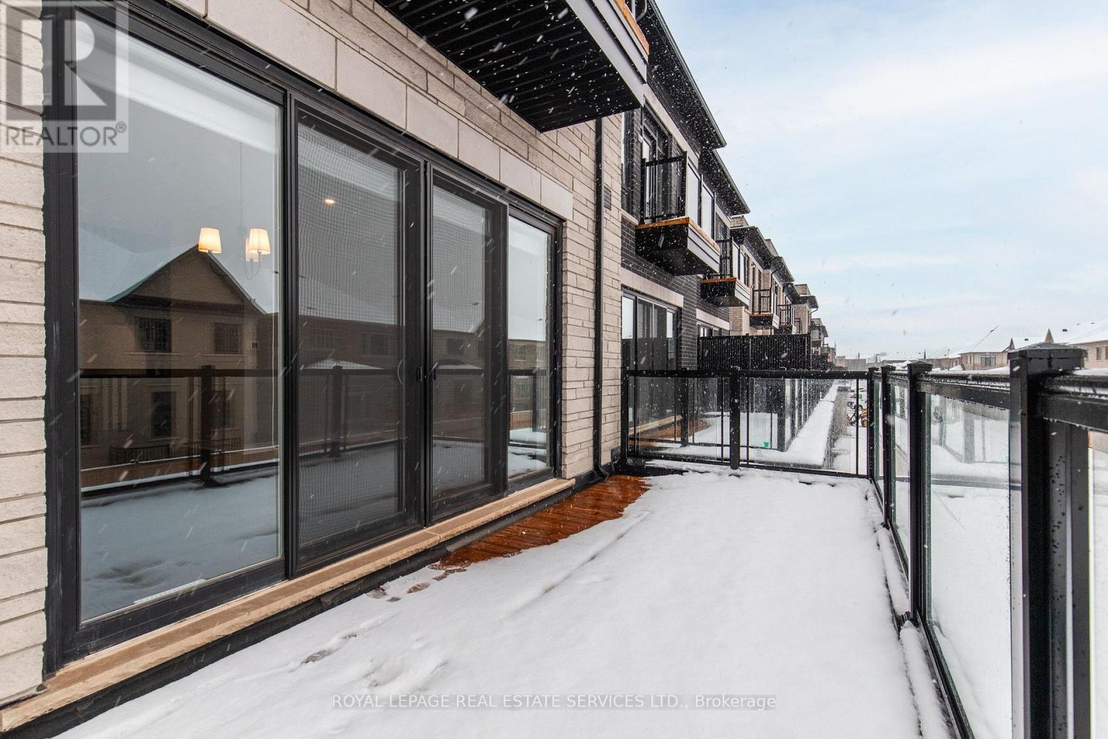 3195 Sixth Line, Oakville, ON - Outdoor