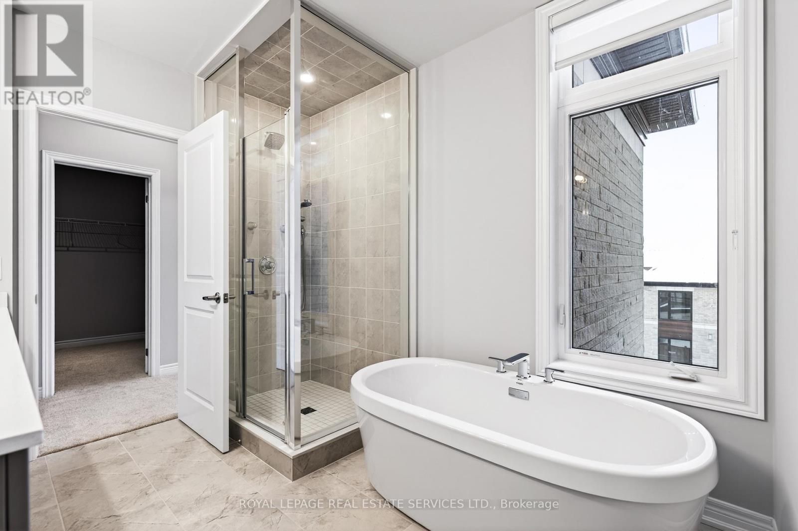 3195 Sixth Line, Oakville, ON - Indoor Photo Showing Bathroom