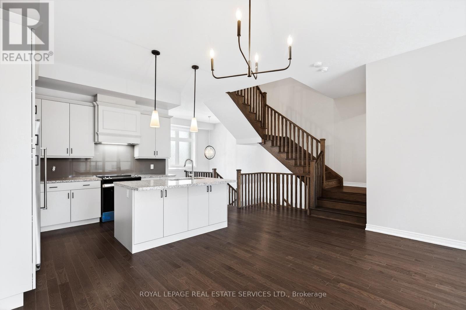 3195 Sixth Line, Oakville, ON - Indoor Photo Showing Kitchen