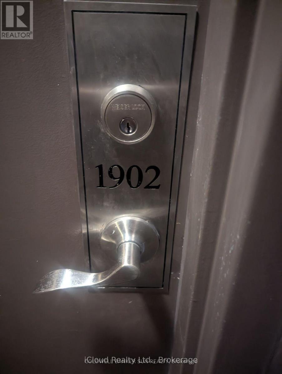 1902 - 4450 Tucana Court, Mississauga, ON - Indoor