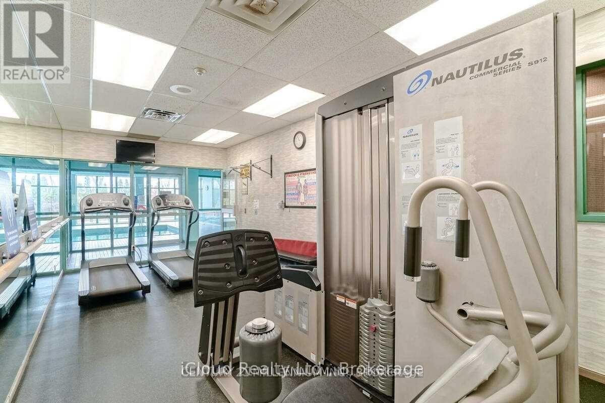 1902 - 4450 Tucana Court, Mississauga, ON - Indoor Photo Showing Other Room