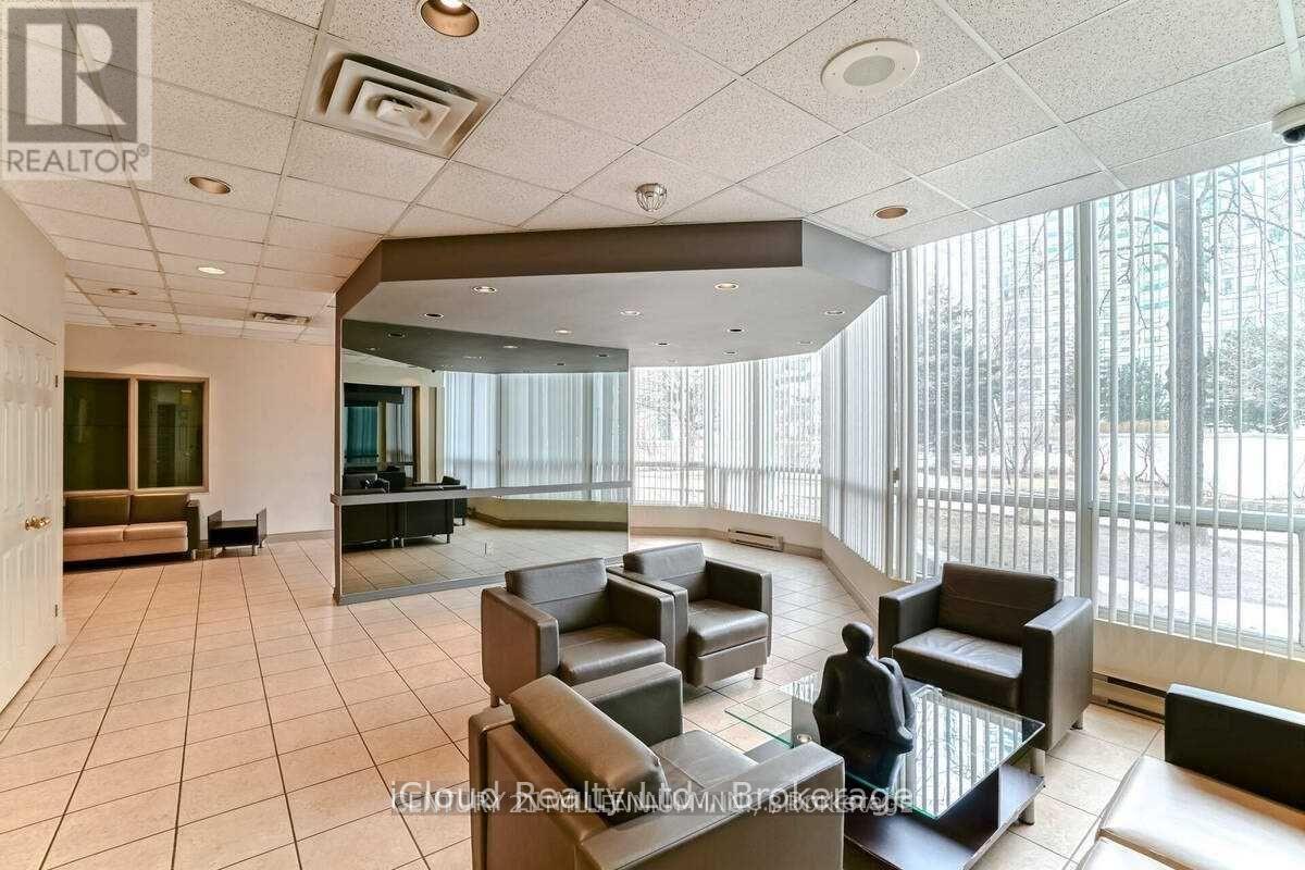 1902 - 4450 Tucana Court, Mississauga, ON - Indoor Photo Showing Other Room
