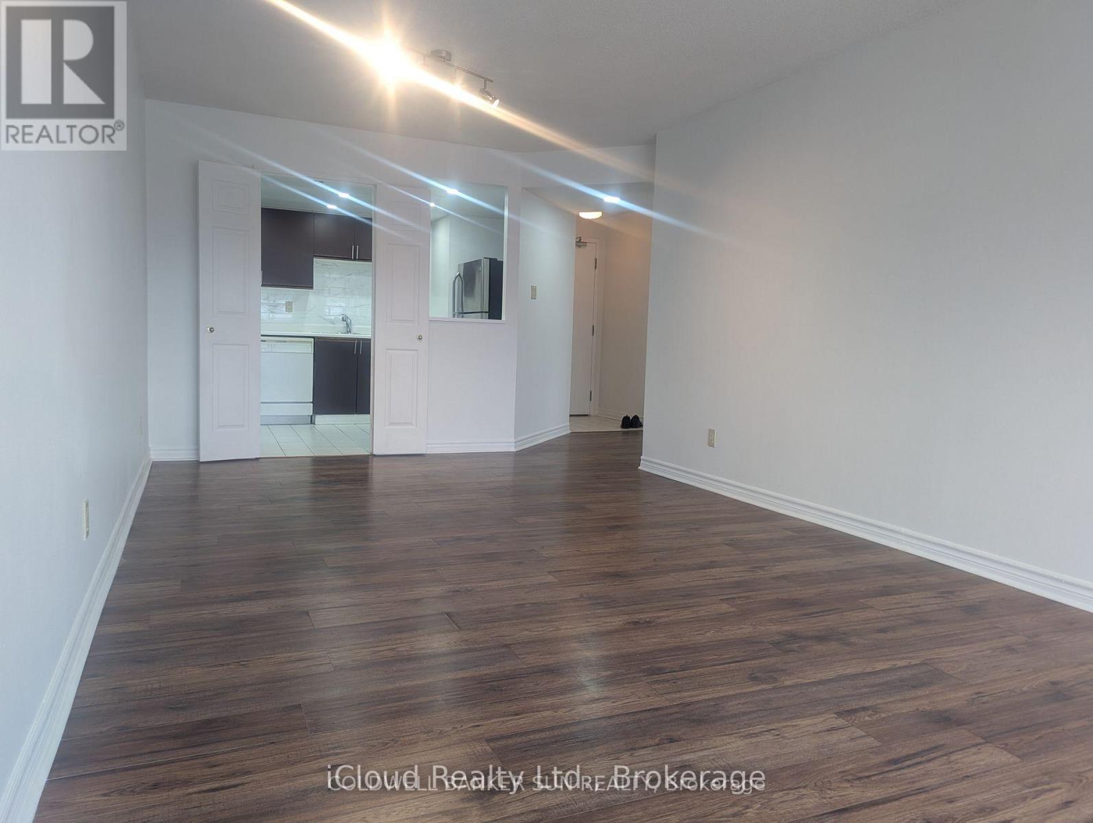 1902 - 4450 Tucana Court, Mississauga, ON - Indoor Photo Showing Other Room