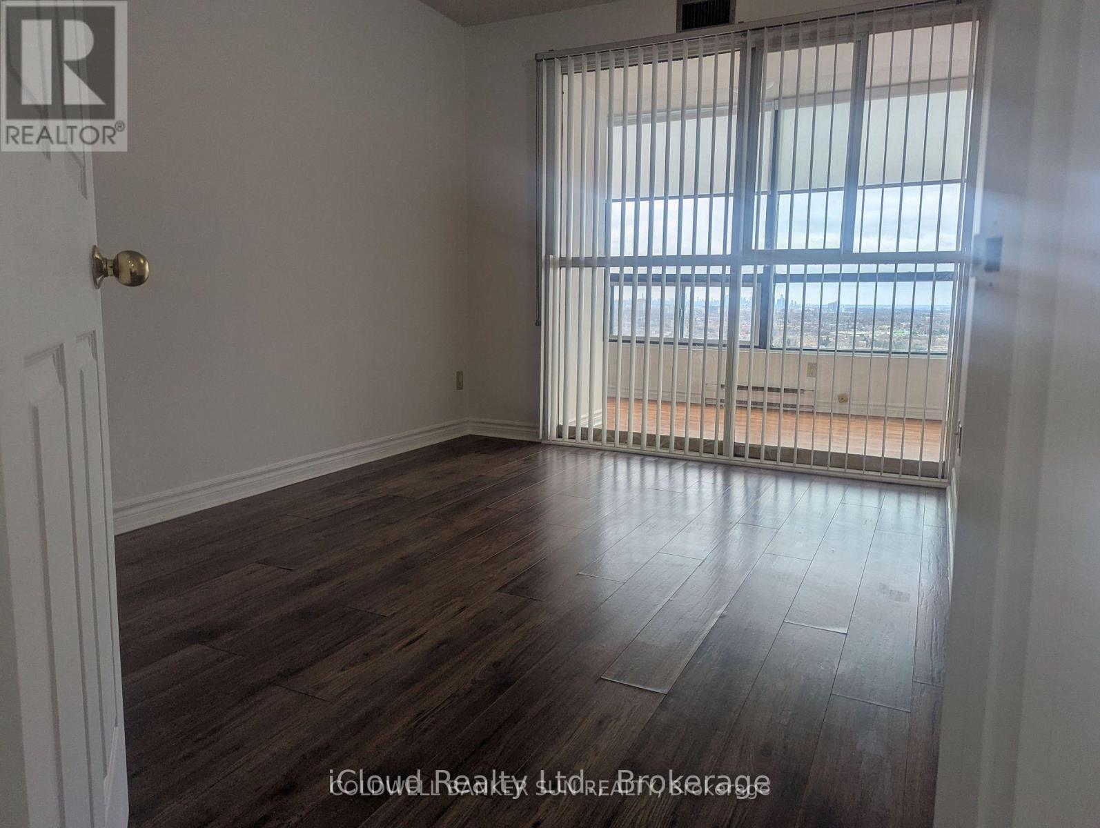 1902 - 4450 Tucana Court, Mississauga, ON - Indoor Photo Showing Other Room