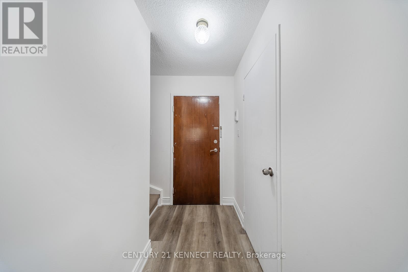 71 - 1030 Falgarwood Drive, Oakville, ON - Indoor Photo Showing Other Room