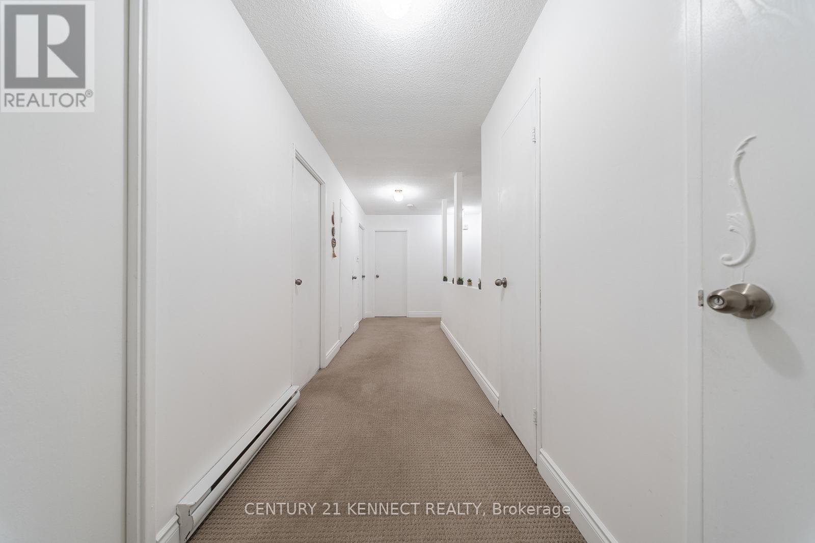 71 - 1030 Falgarwood Drive, Oakville, ON - Indoor Photo Showing Other Room