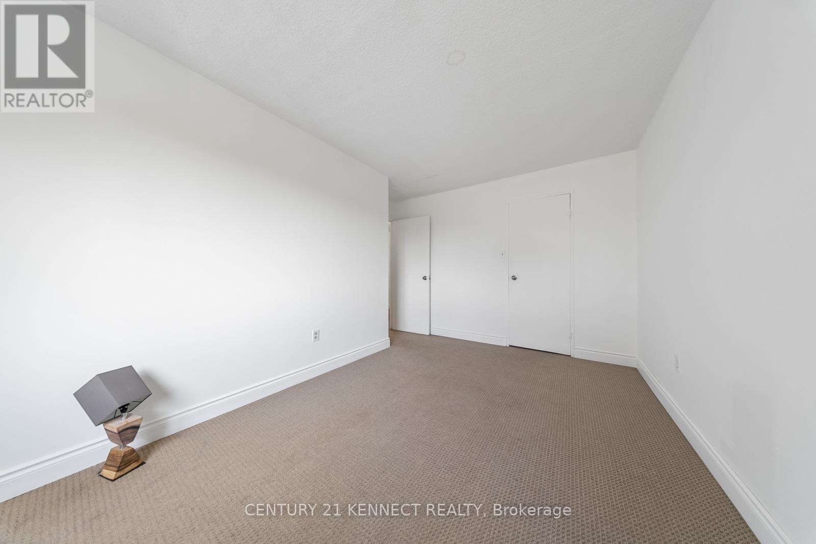 71 - 1030 Falgarwood Drive, Oakville, ON - Indoor Photo Showing Other Room