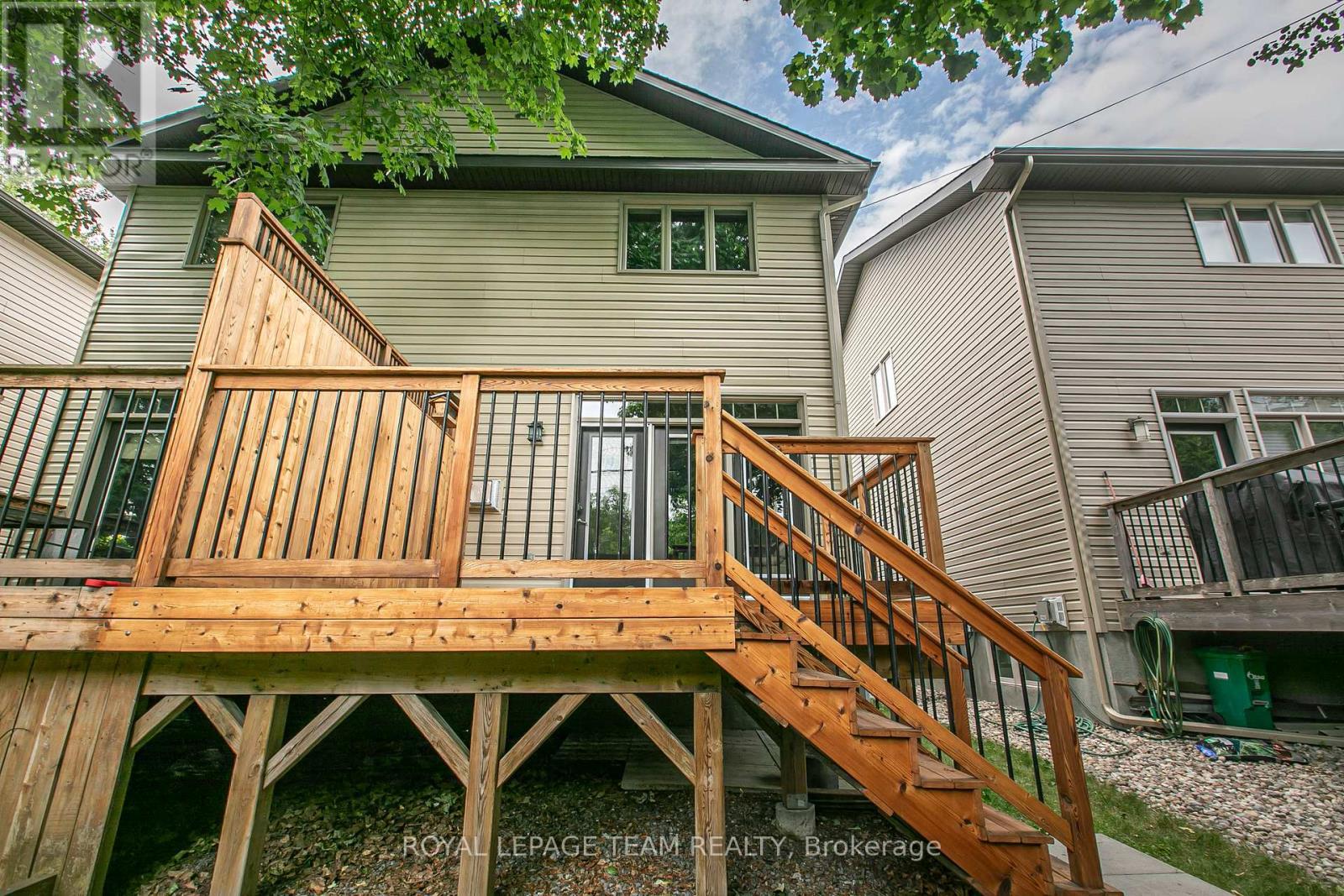 691 Edison Avenue, Ottawa, ON - Outdoor With Deck Patio Veranda With Exterior