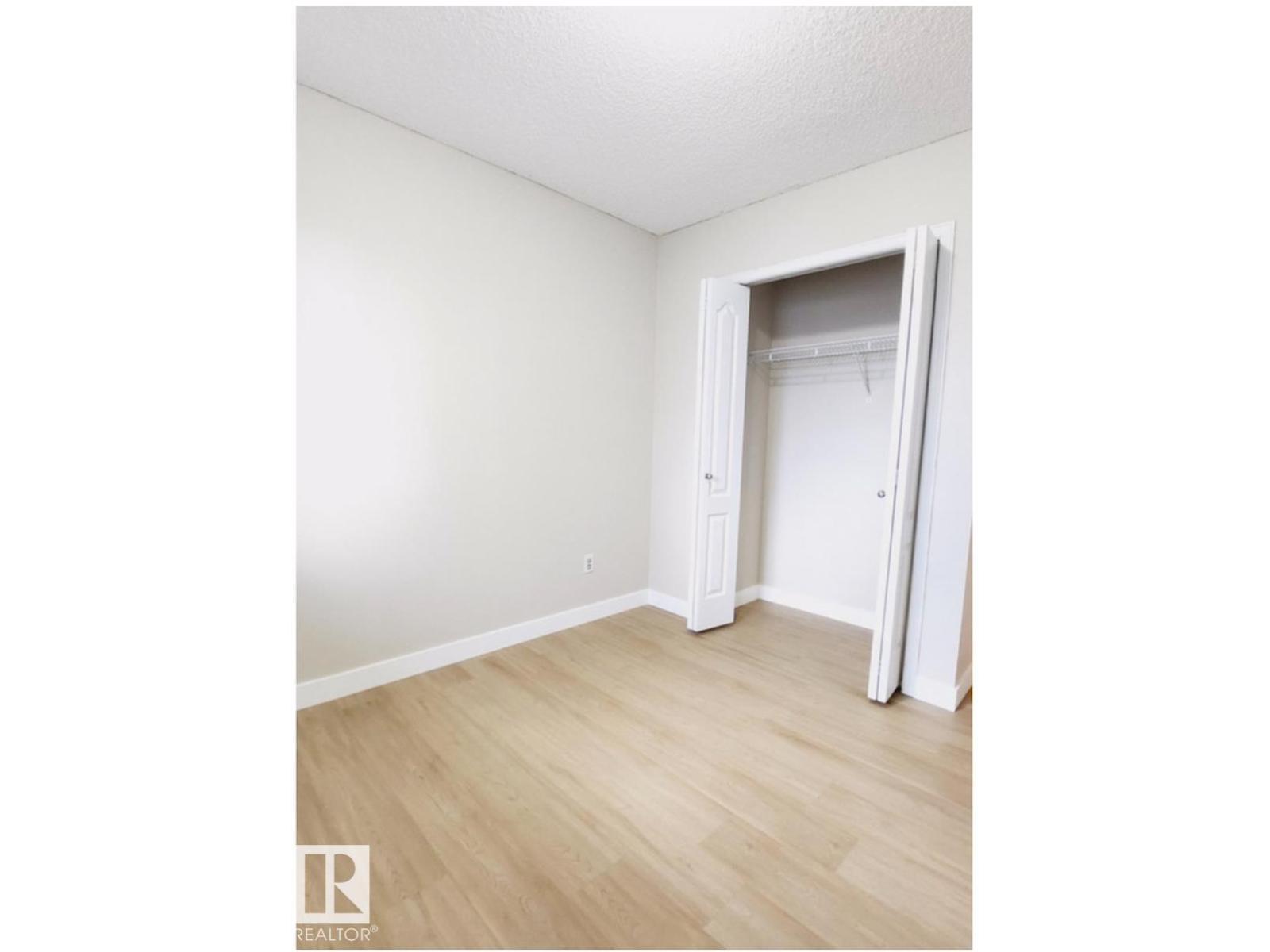 #47 16728 115 St Nw, Edmonton, AB - Indoor Photo Showing Other Room