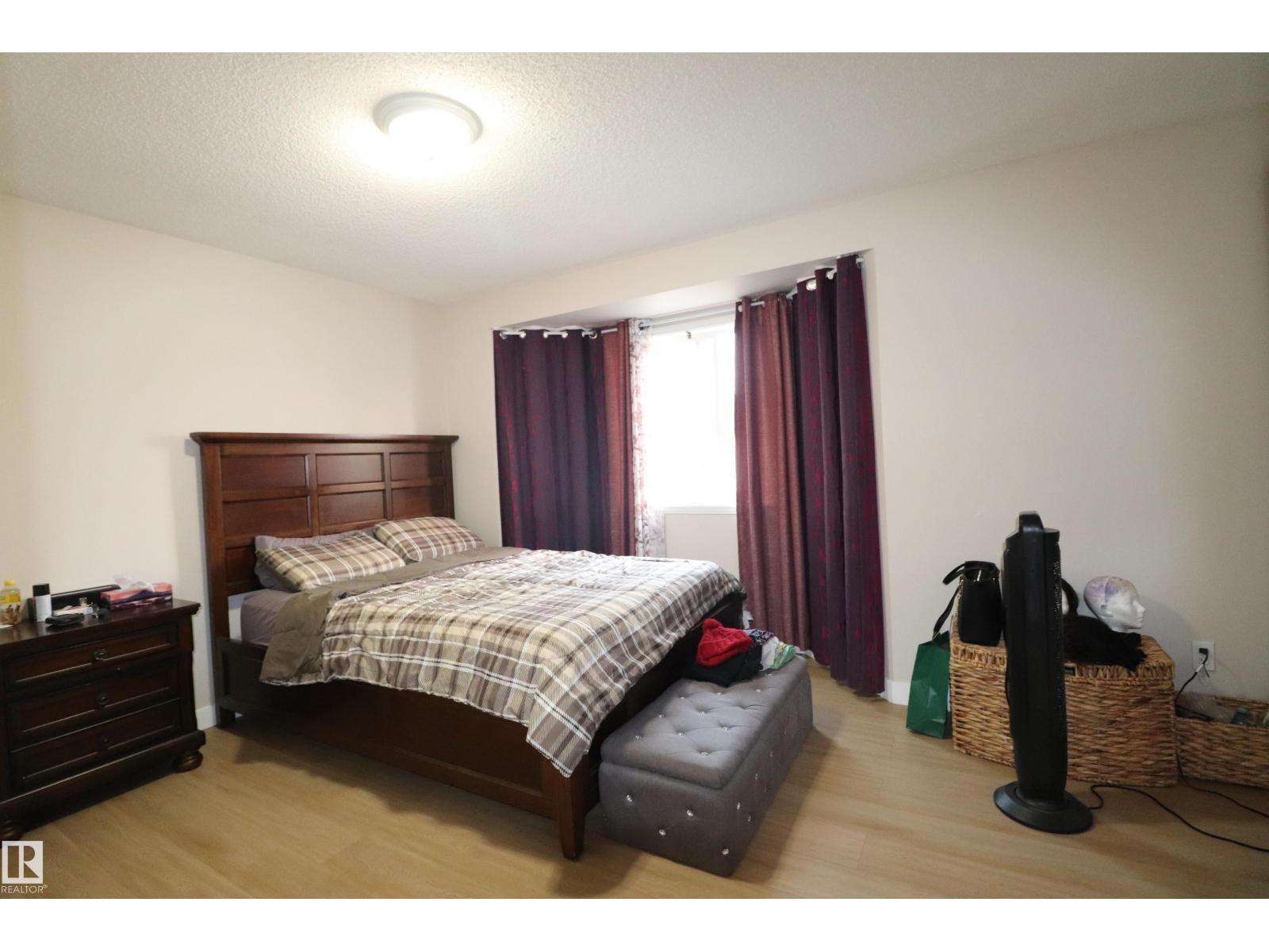 #47 16728 115 St Nw, Edmonton, AB - Indoor Photo Showing Bedroom