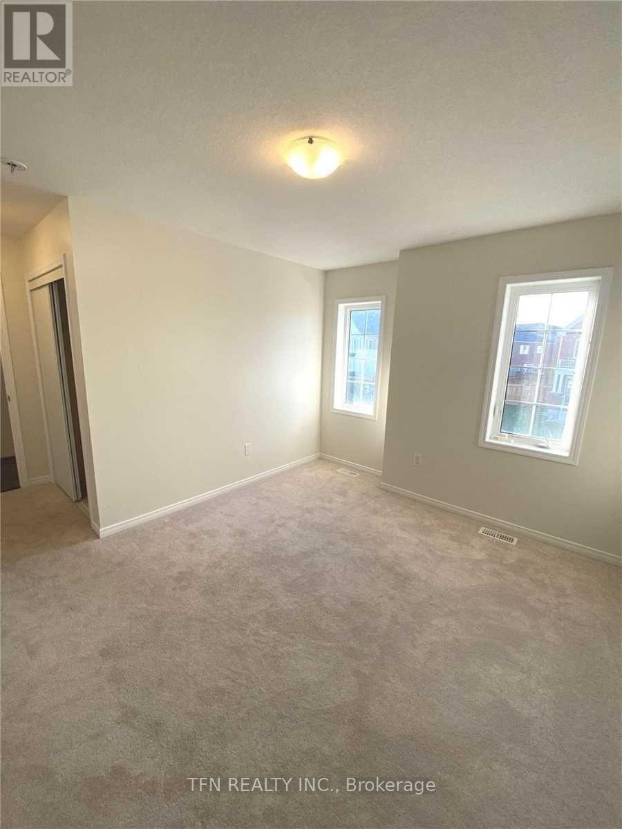 22 Mccargow Drive, Haldimand, ON - Indoor Photo Showing Other Room