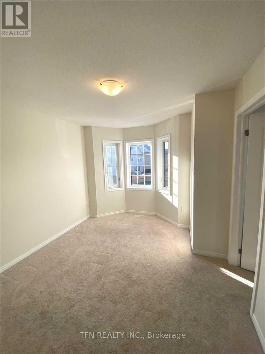 22 Mccargow Drive, Haldimand, ON - Indoor Photo Showing Other Room