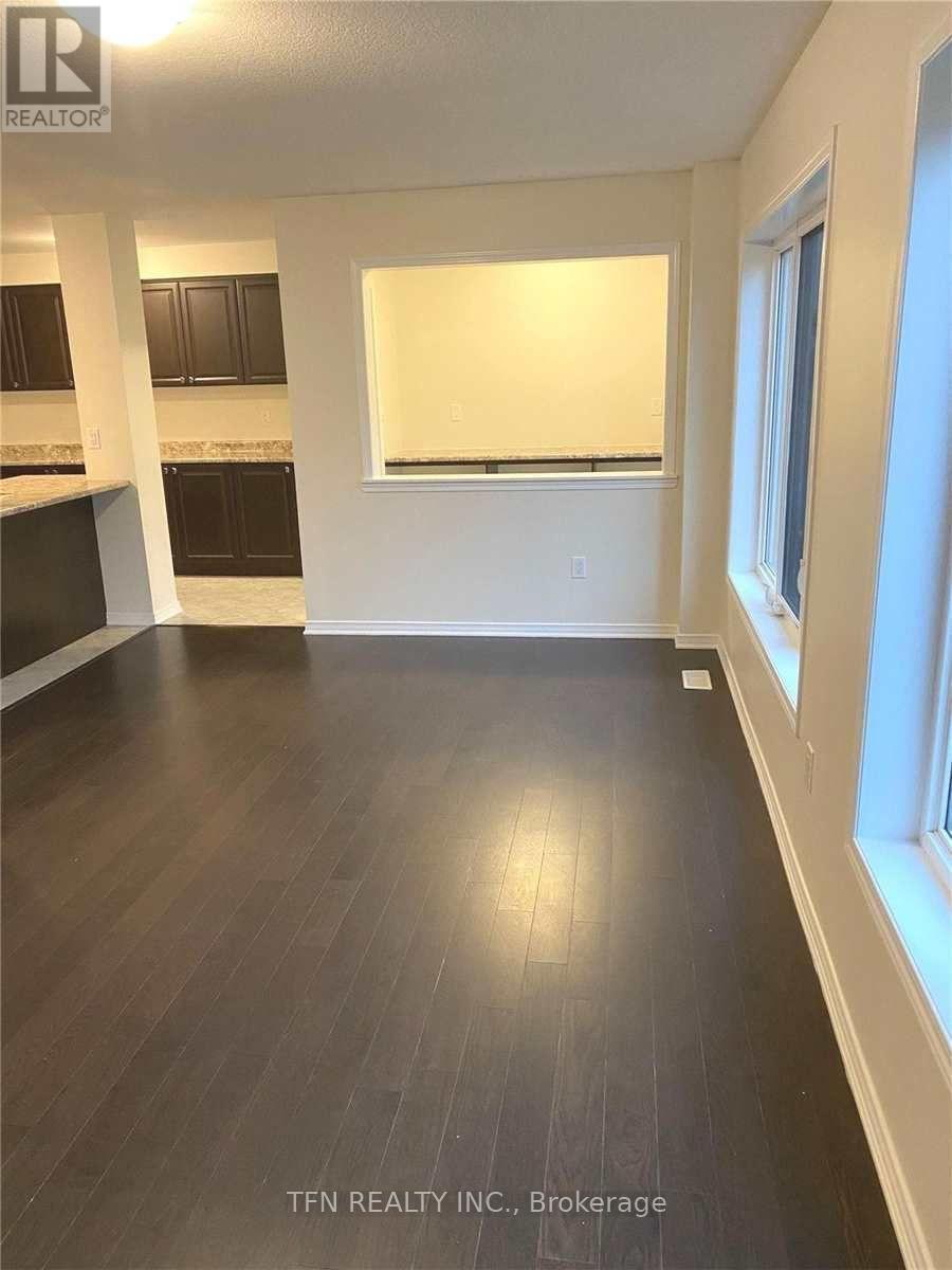 22 Mccargow Drive, Haldimand, ON - Indoor Photo Showing Other Room