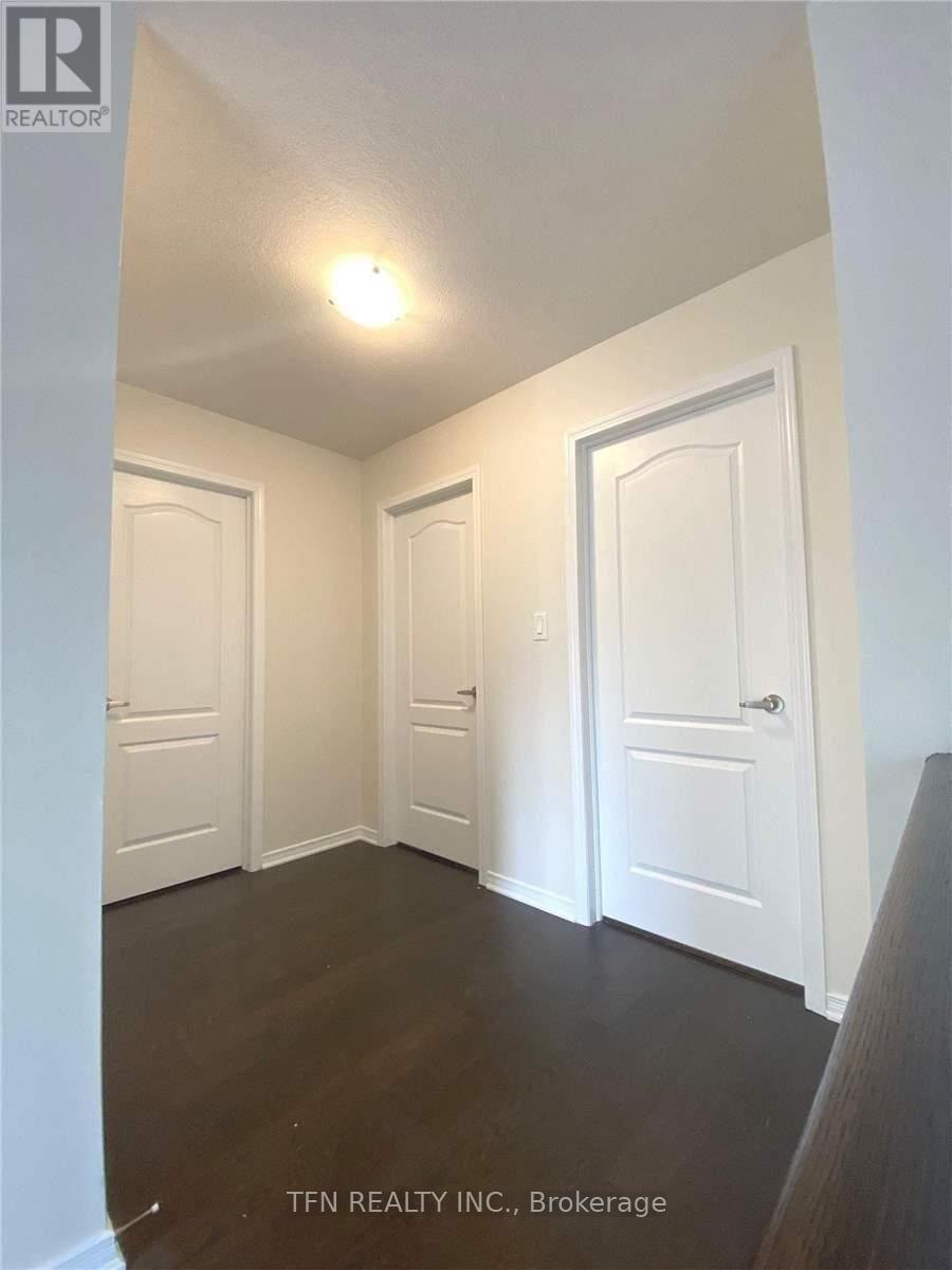 22 Mccargow Drive, Haldimand, ON - Indoor Photo Showing Other Room