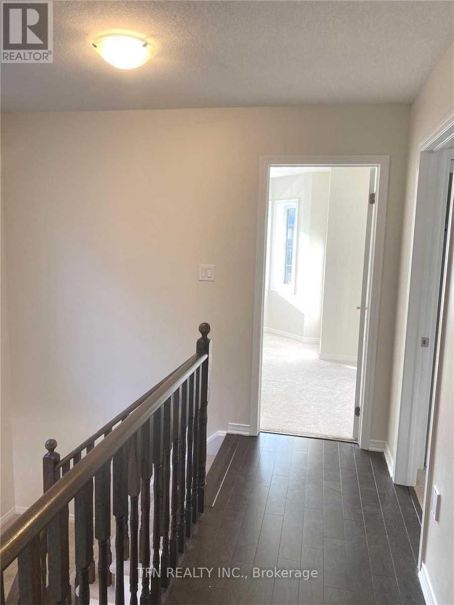 22 Mccargow Drive, Haldimand, ON - Indoor Photo Showing Other Room