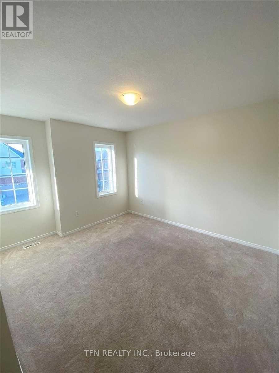22 Mccargow Drive, Haldimand, ON - Indoor Photo Showing Other Room