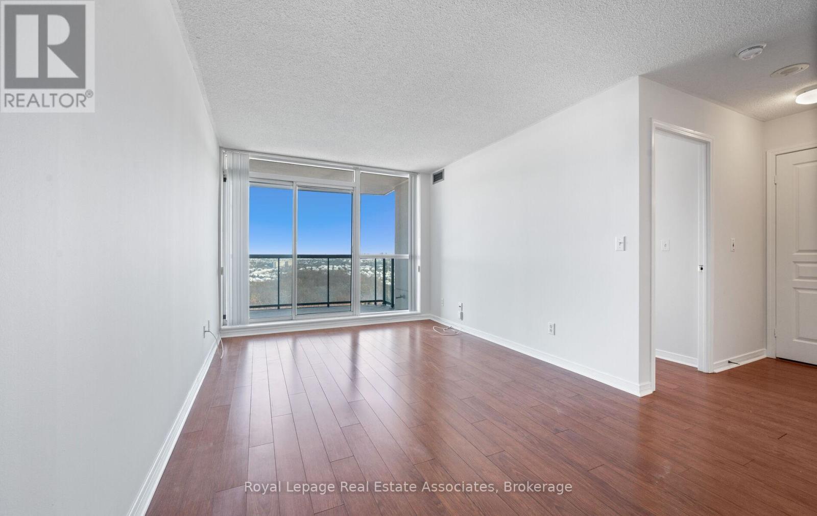 1713 - 2545 Erin Centre Boulevard, Mississauga, ON - Indoor Photo Showing Other Room