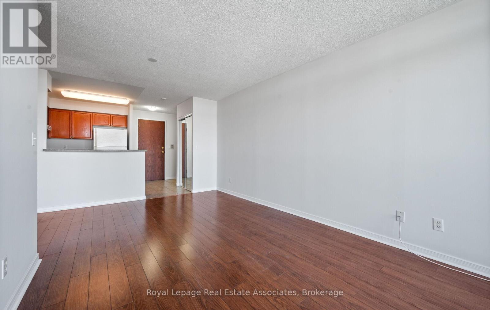 1713 - 2545 Erin Centre Boulevard, Mississauga, ON - Indoor Photo Showing Other Room