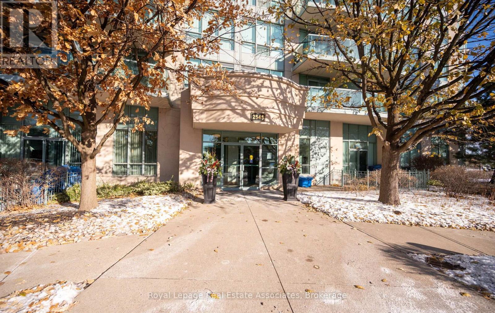 1713 - 2545 Erin Centre Boulevard, Mississauga, ON - Outdoor