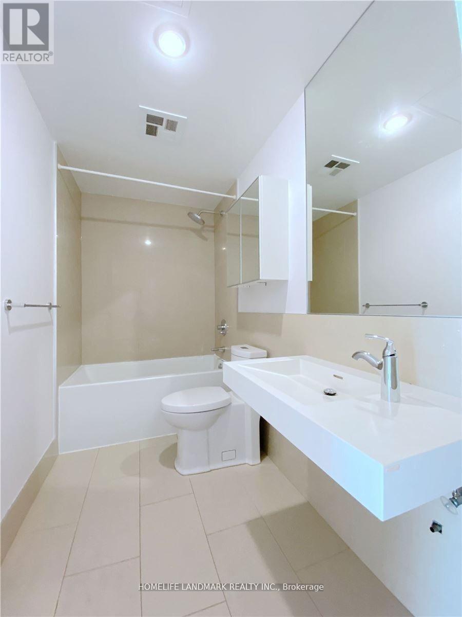 1209 - 390 Cherry Street, Toronto, ON - Indoor Photo Showing Bathroom