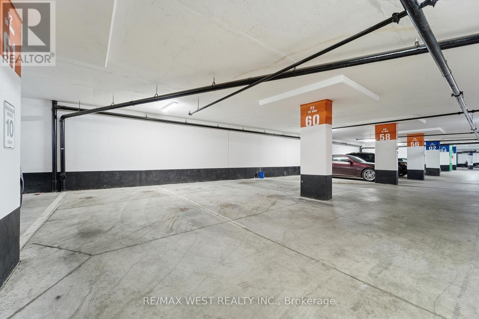 603 - 20 Brin Drive, Toronto, ON - Indoor Photo Showing Garage