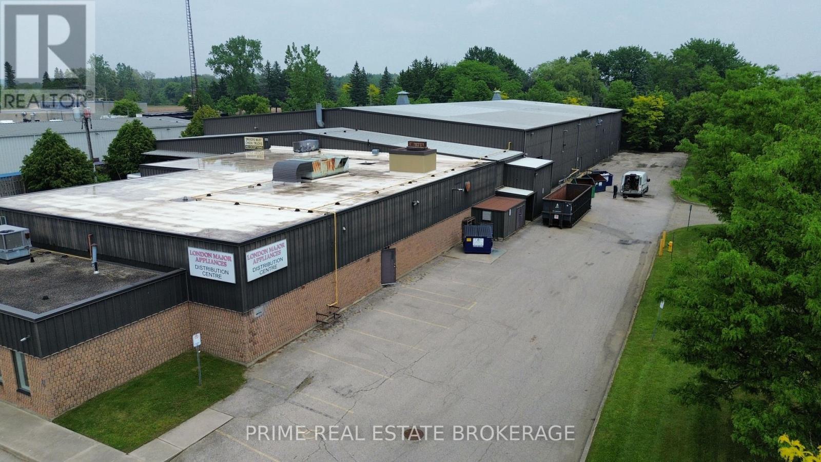 Front - 312 Sovereign Road, London East (East J), ON