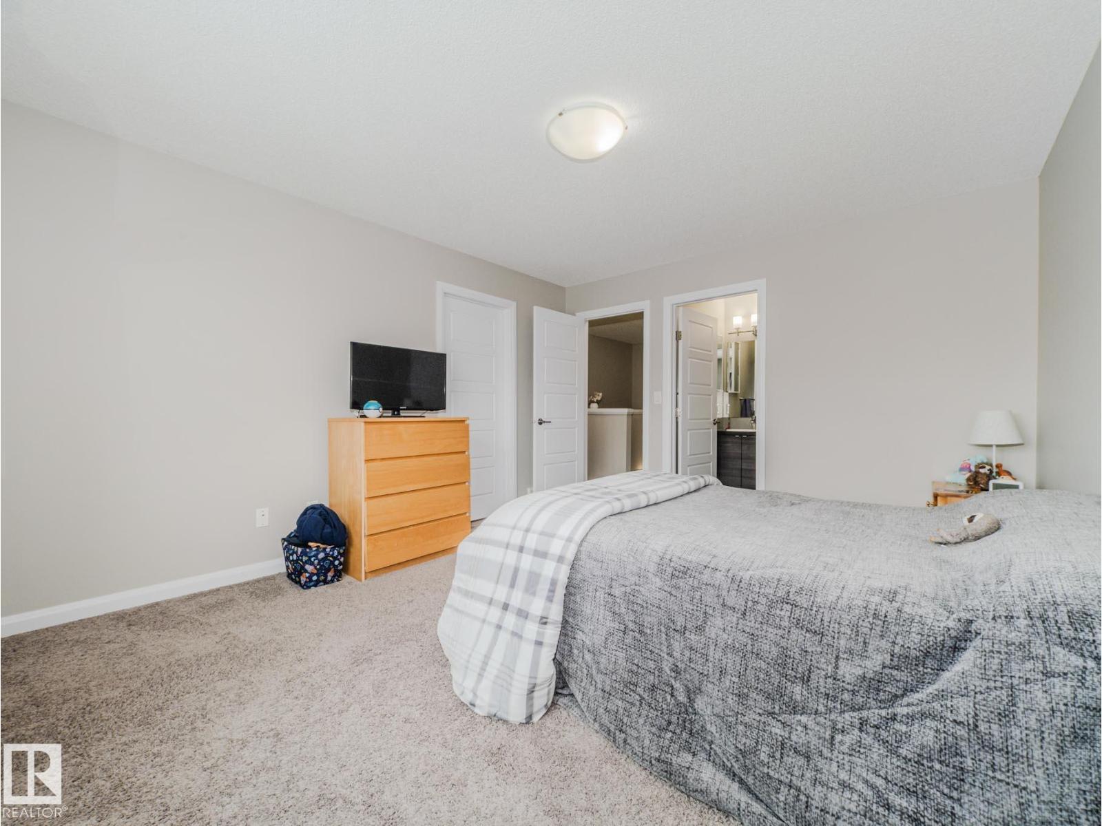 #14 3710 Allan Dr Sw, Edmonton, AB - Indoor Photo Showing Bedroom