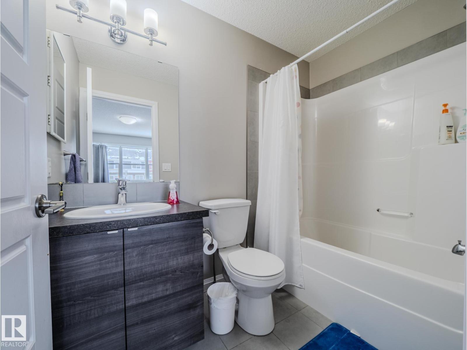 #14 3710 Allan Dr Sw, Edmonton, AB - Indoor Photo Showing Bathroom