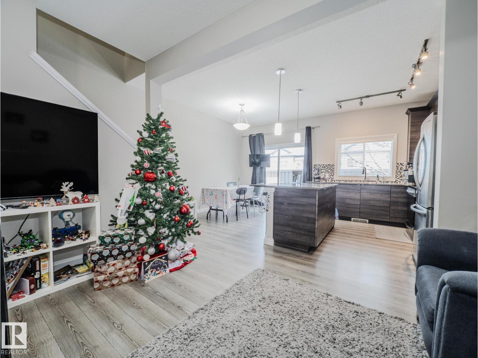 #14 3710 Allan Dr Sw, Edmonton, AB - Indoor