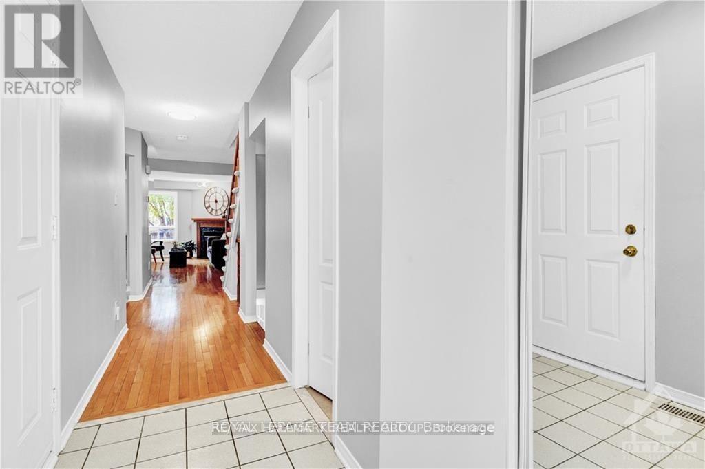 133 Woodpark Way, Ottawa, ON - Indoor Photo Showing Other Room