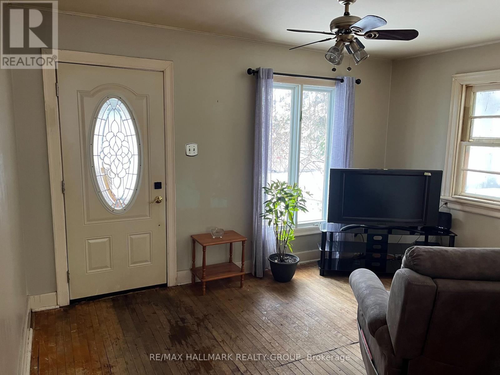 2821 Haughton Avenue, Ottawa, ON