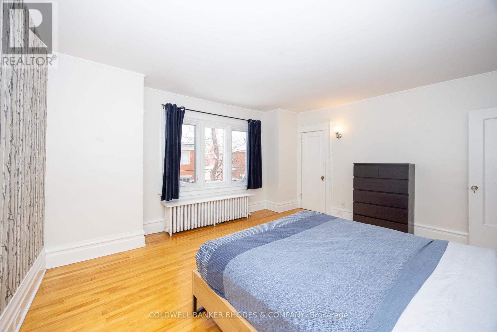 62 Powell Avenue, Ottawa, ON - Indoor Photo Showing Bedroom