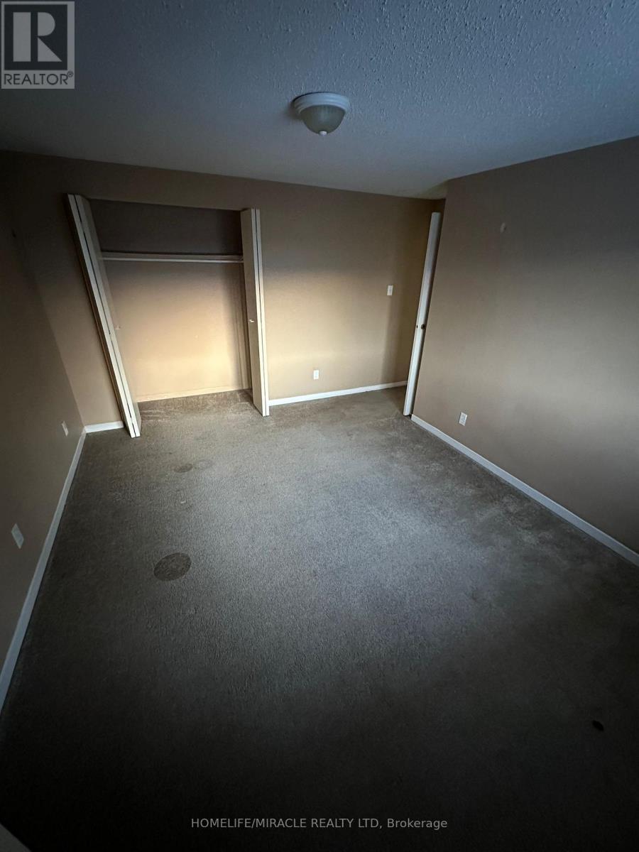 27 - 595 Third Street, London East, ON - Indoor Photo Showing Other Room