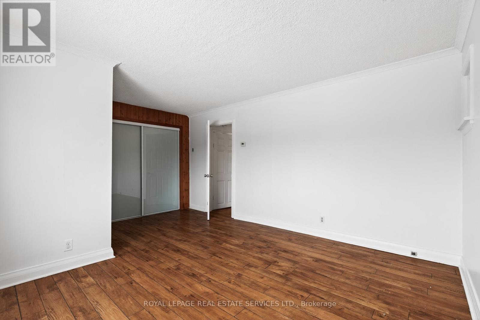 53 Kinsey Street, St. Catharines, ON - Indoor Photo Showing Other Room