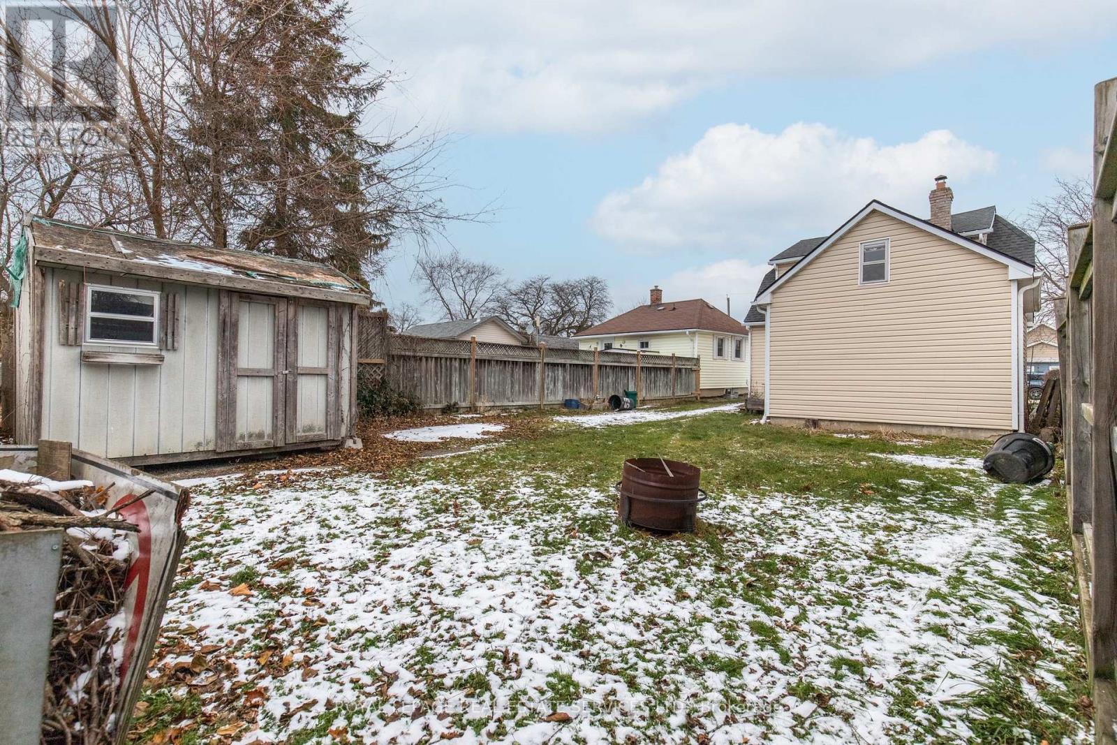 53 Kinsey Street, St. Catharines, ON - Outdoor