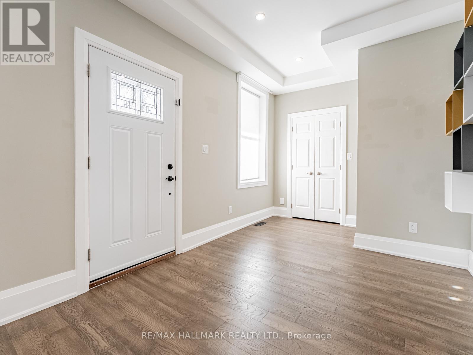 224 Duke Street, Hamilton, ON - Indoor Photo Showing Other Room