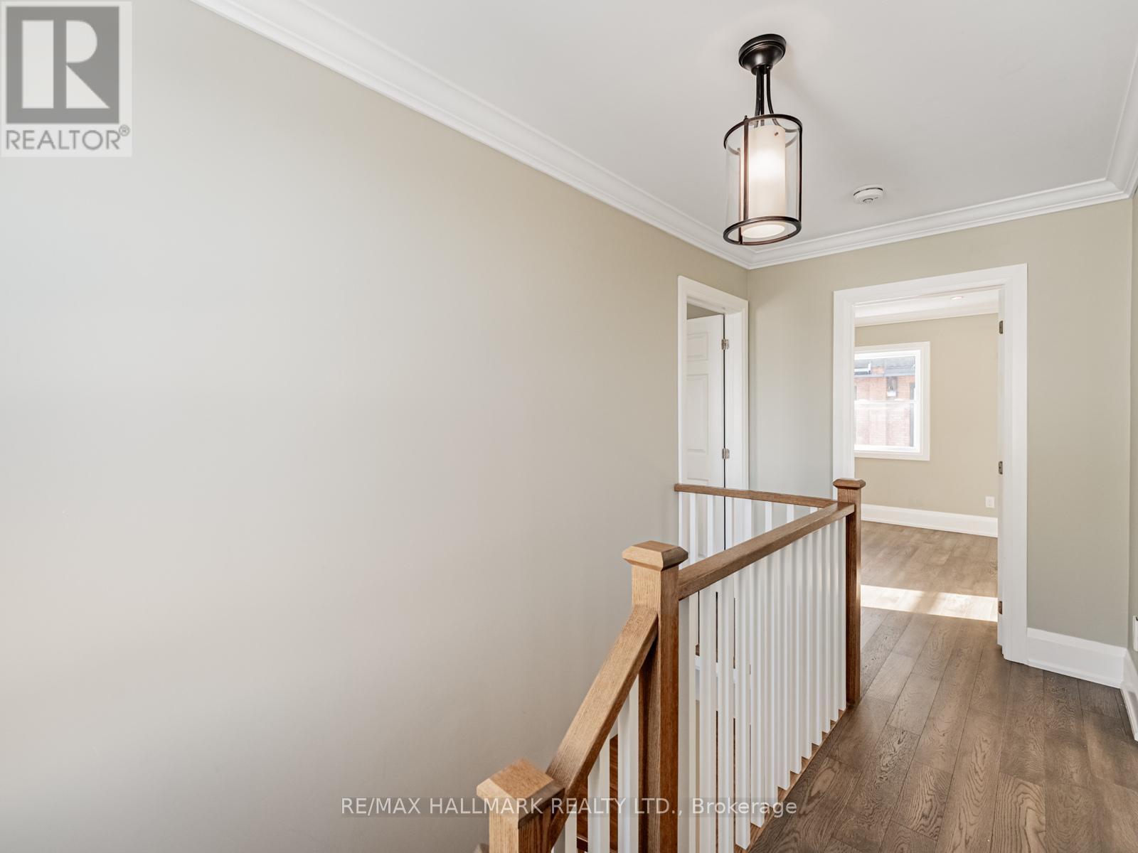 224 Duke Street, Hamilton, ON - Indoor Photo Showing Other Room