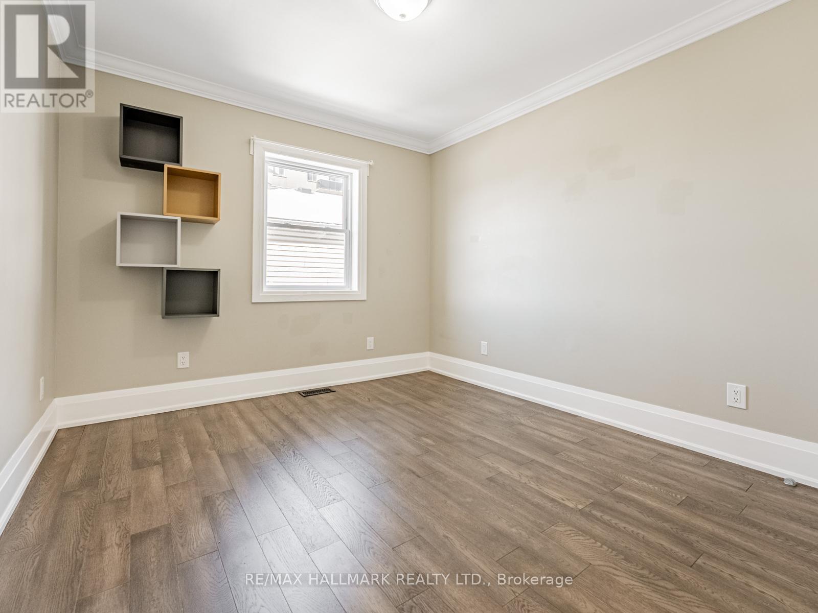 224 Duke Street, Hamilton, ON - Indoor Photo Showing Other Room