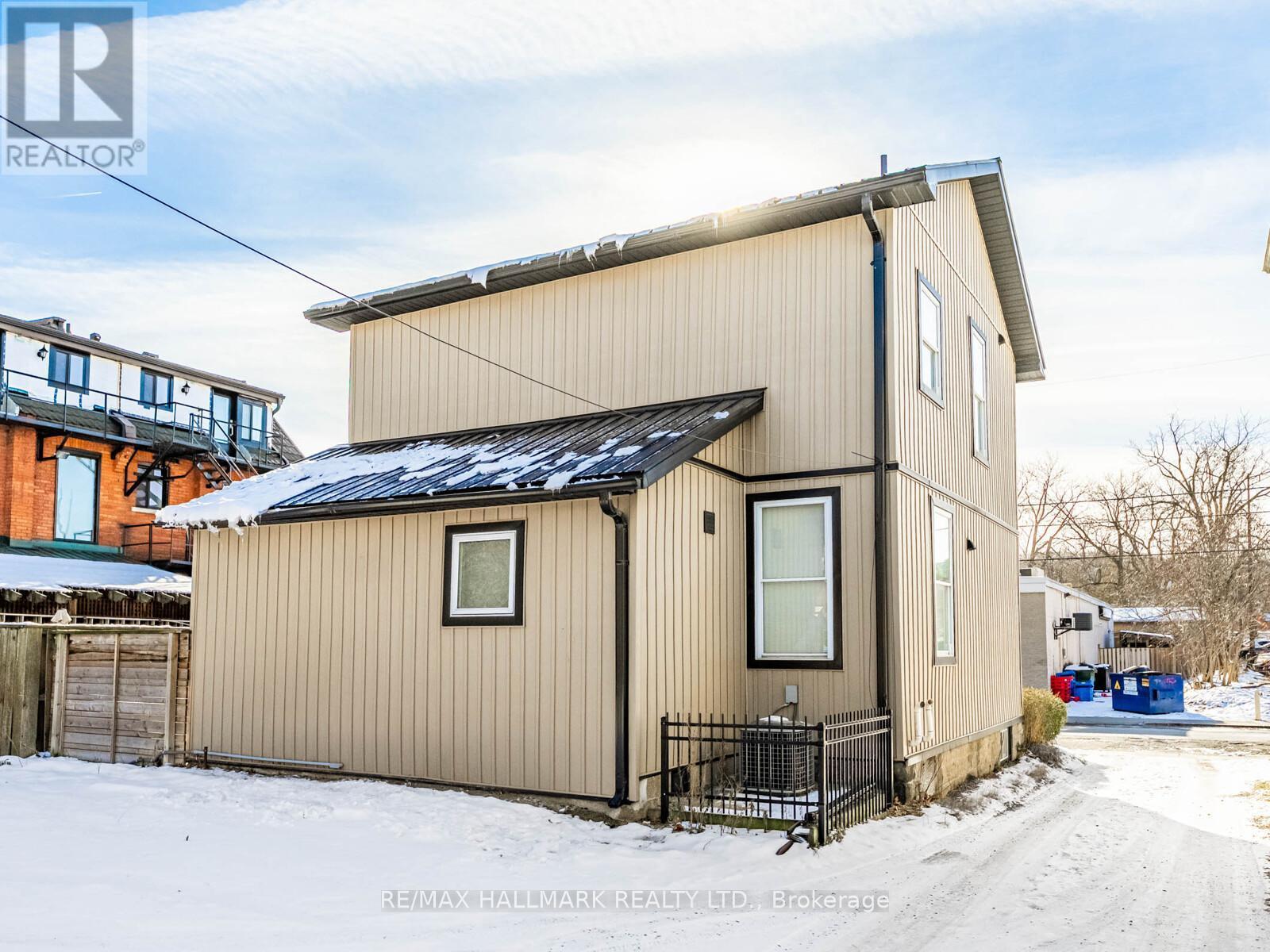 224 Duke Street, Hamilton, ON - Outdoor