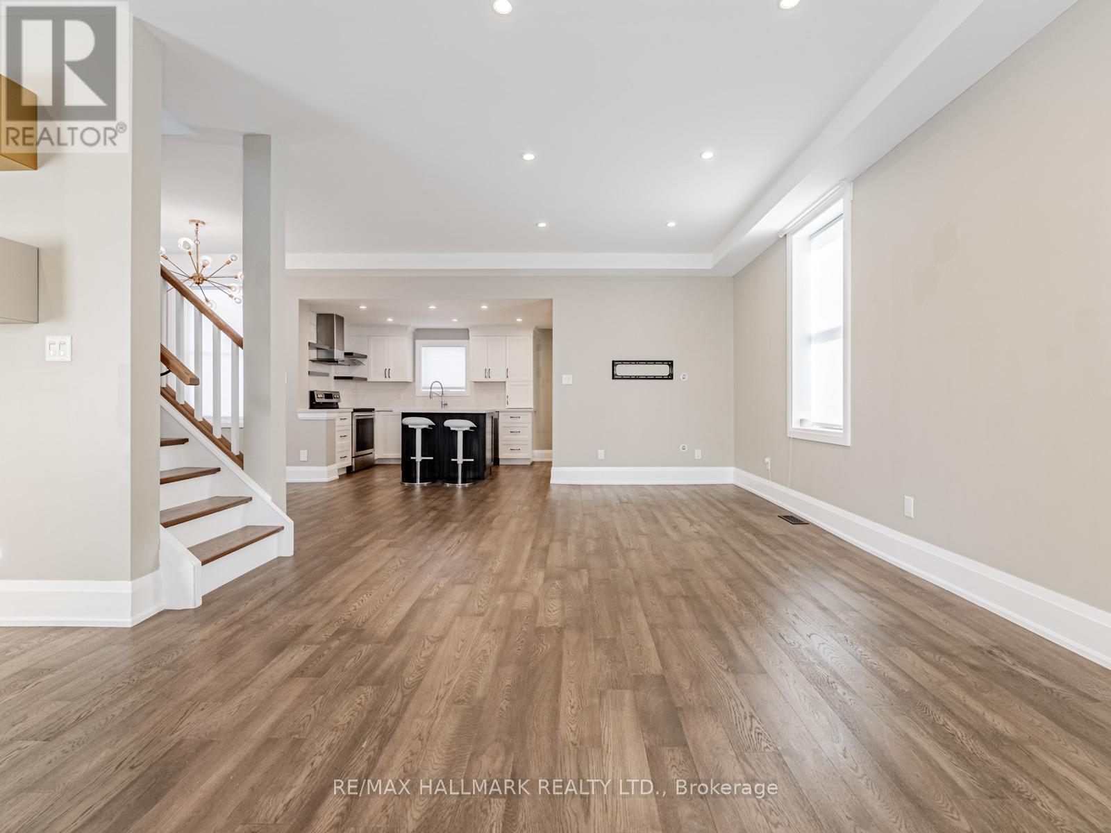 224 Duke Street, Hamilton, ON - Indoor