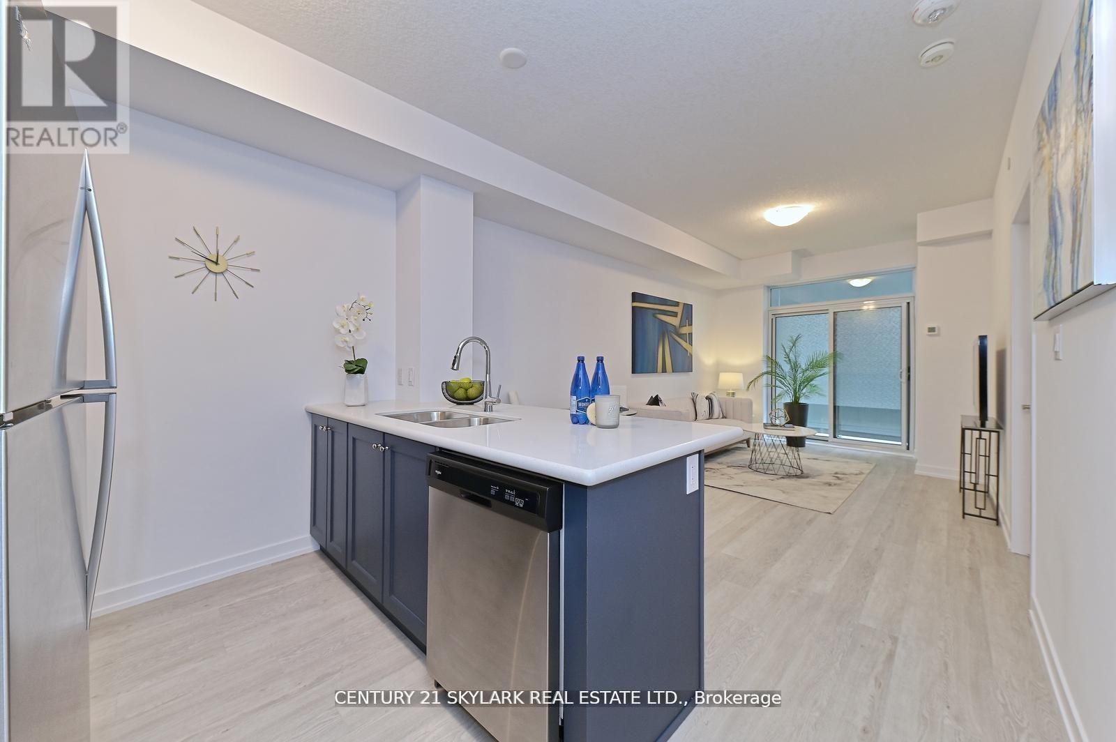 401 - 460 Dundas Street E, Hamilton, ON - Indoor Photo Showing Other Room