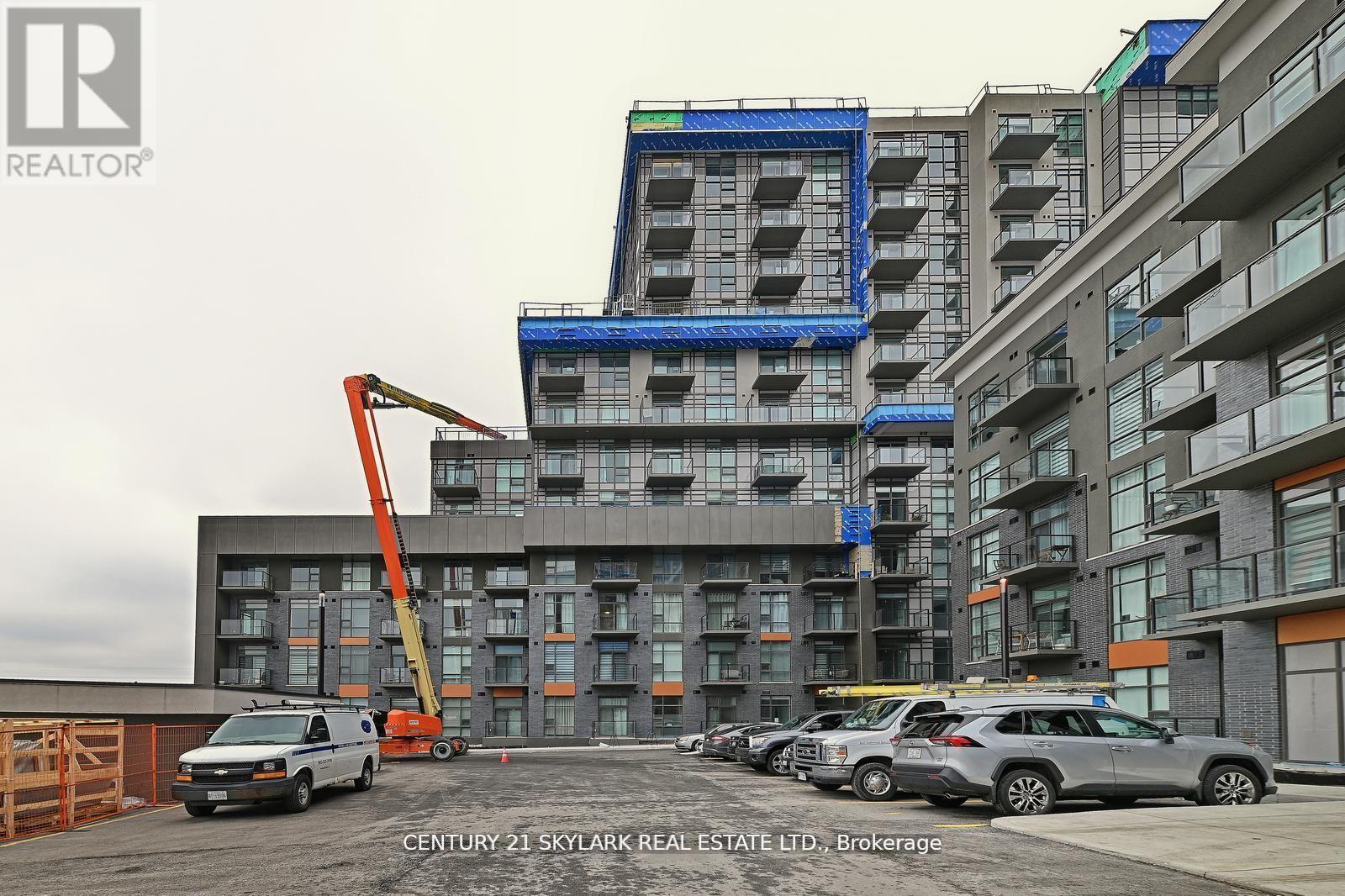 401 - 460 Dundas Street E, Hamilton, ON - Outdoor With Balcony