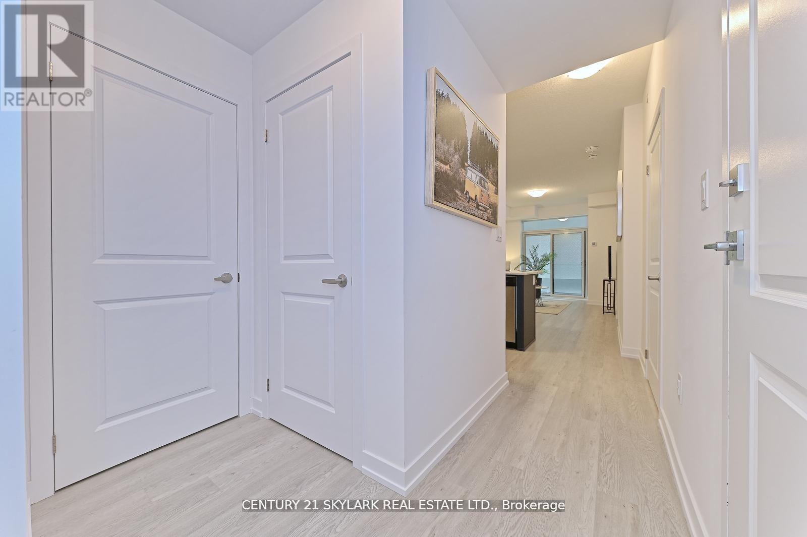 401 - 460 Dundas Street E, Hamilton, ON - Indoor Photo Showing Other Room