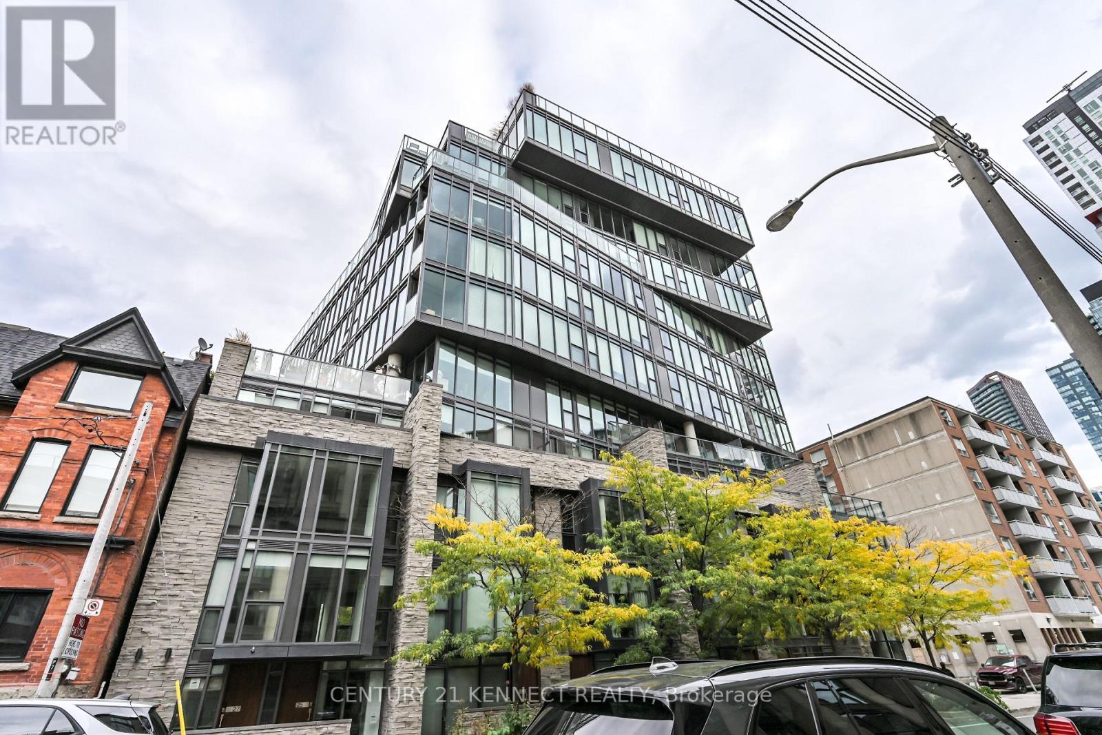 607 - 15 Beverley Street, Toronto, ON - Outdoor