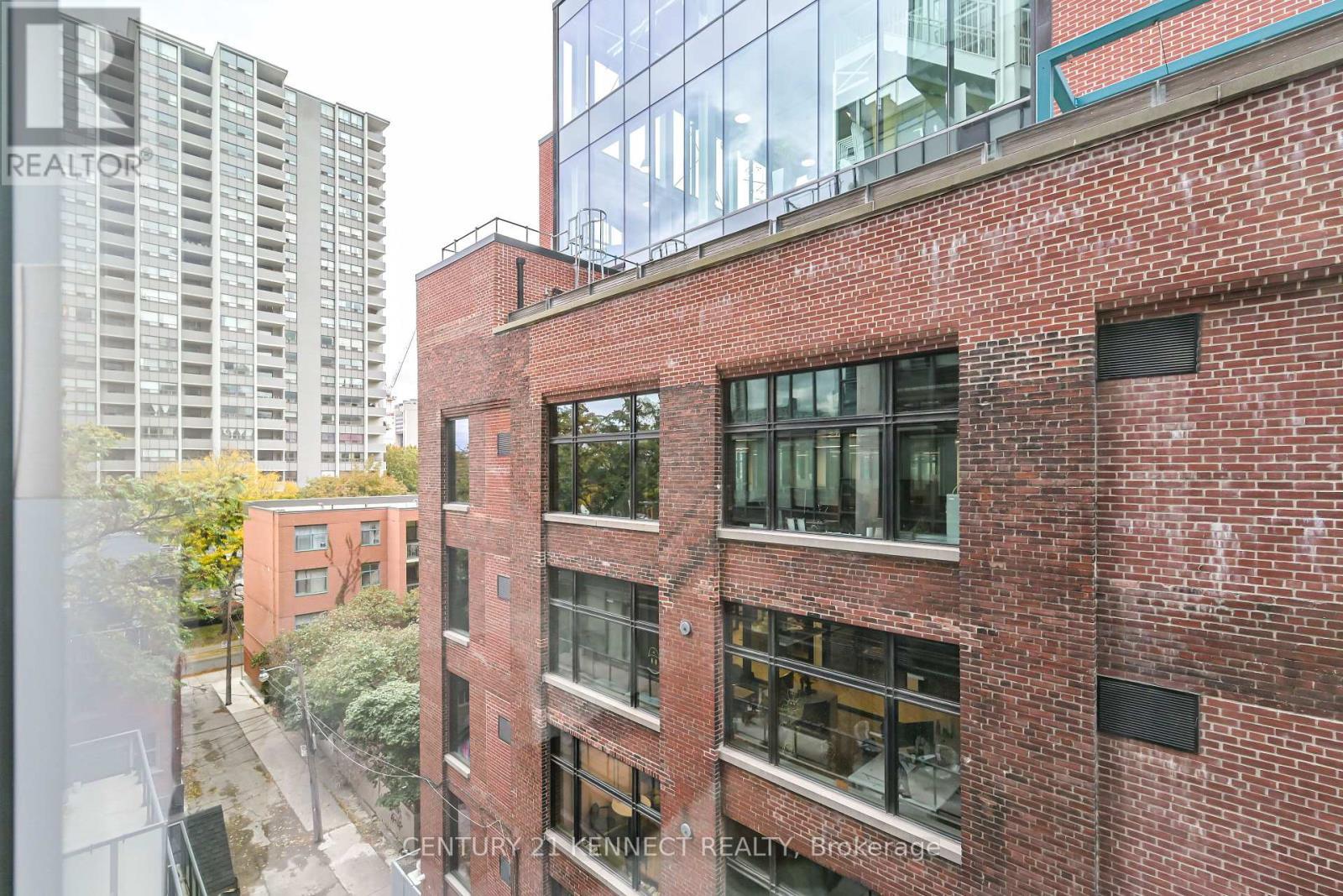 607 - 15 Beverley Street, Toronto, ON - Outdoor