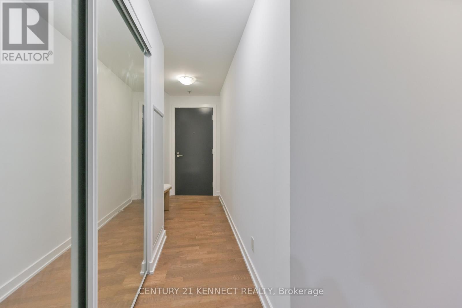 607 - 15 Beverley Street, Toronto, ON - Indoor Photo Showing Other Room